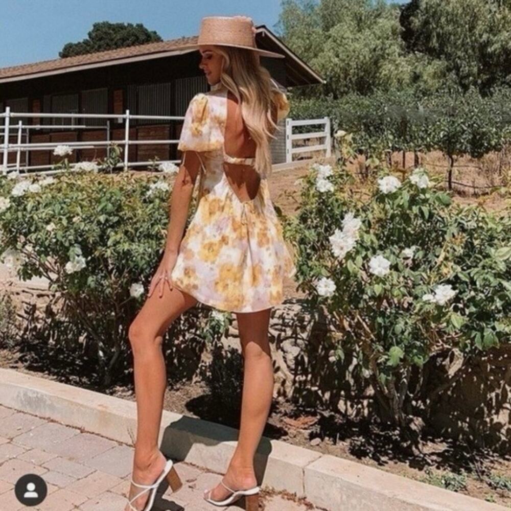 NWOT For Love & Lemons Zinna Babydoll Mini Dress Lemonade Floral Yellow Medium - Picture 13 of 16